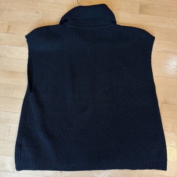 Alexia Admor black ribbed knit turtleneck vest, XL, PG1490 - Picture 3 of 3